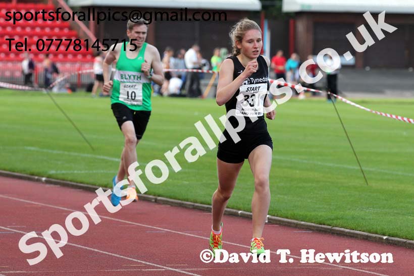 Senior graded 800 metres, 2019 North East Grand Prix, Gateshead Stadium. Photo: David T. Hewitson/Sports for All Pics
